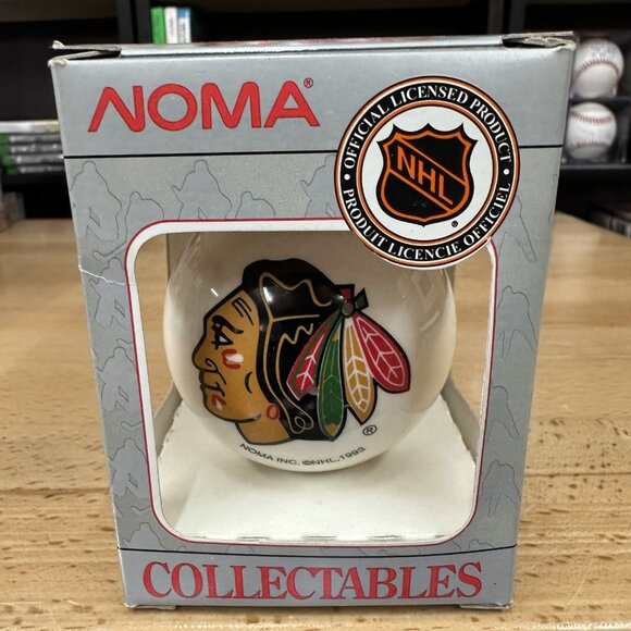 Vintage Noma Collectables - Blackhawks 1993 Christmas Ornament Canada - Picture 1 of 4